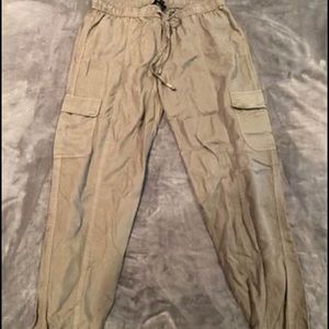 Mossimo cargos size medium